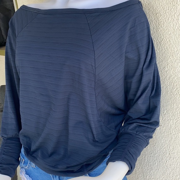 PRANA WOMAN T-SHIRT SHORT WIDE SLEEVES - Picture 3 of 8